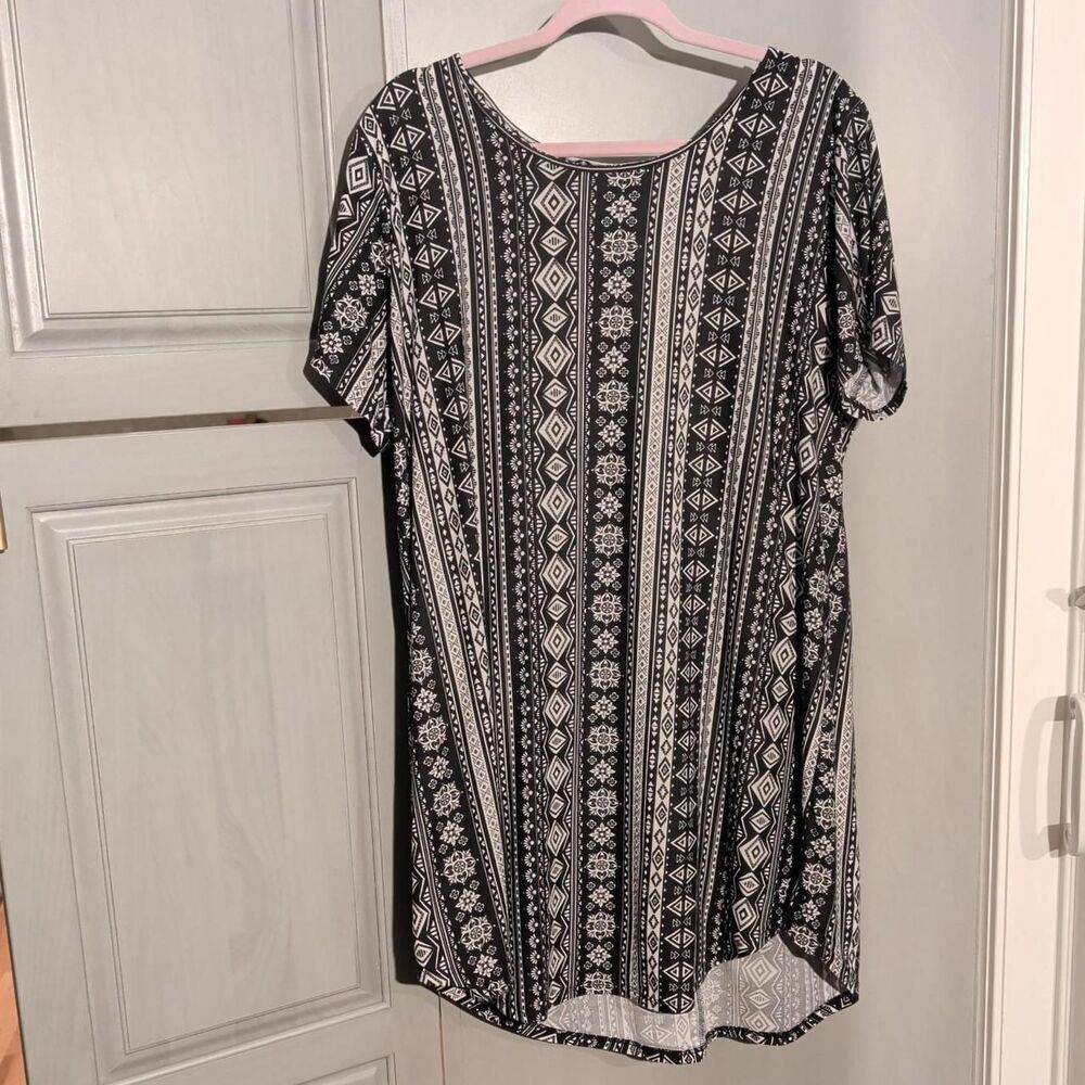 Bobbie-brooks Women's White and Black Pajamas
